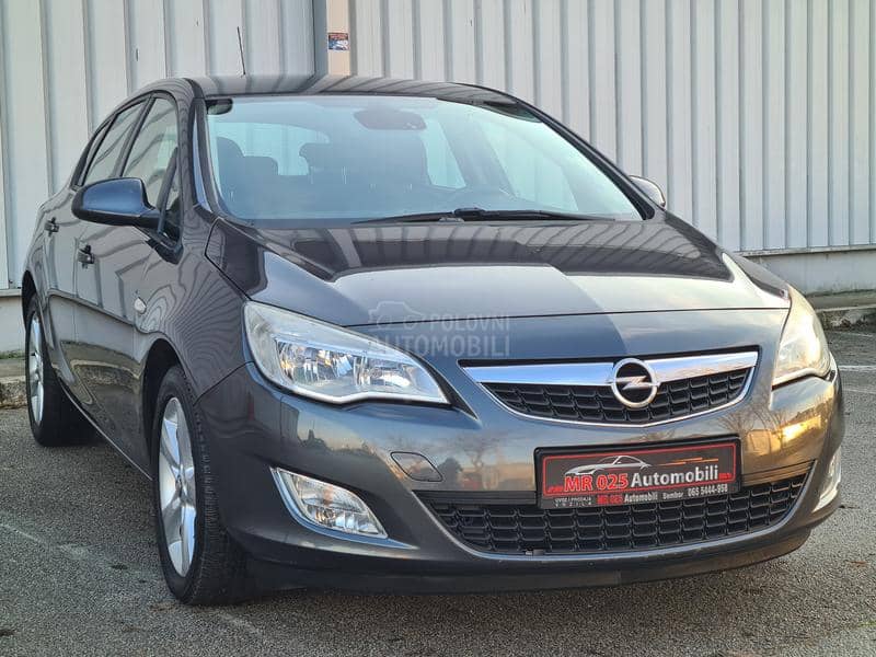 Opel Astra J 1.7cdti ENJOY Opel Astra J 1.7cdti ENJOY