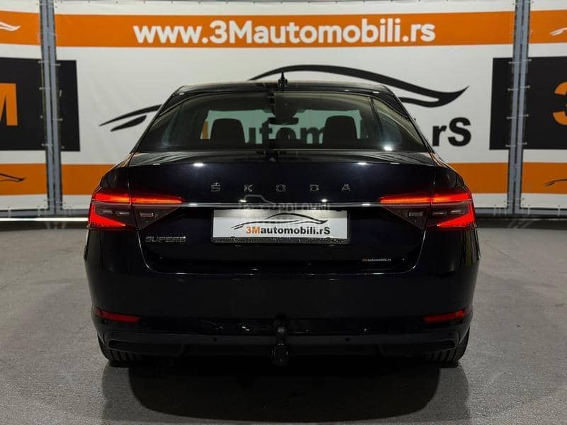 Škoda Superb 2.0D/PREMIUM/KRISTAL
