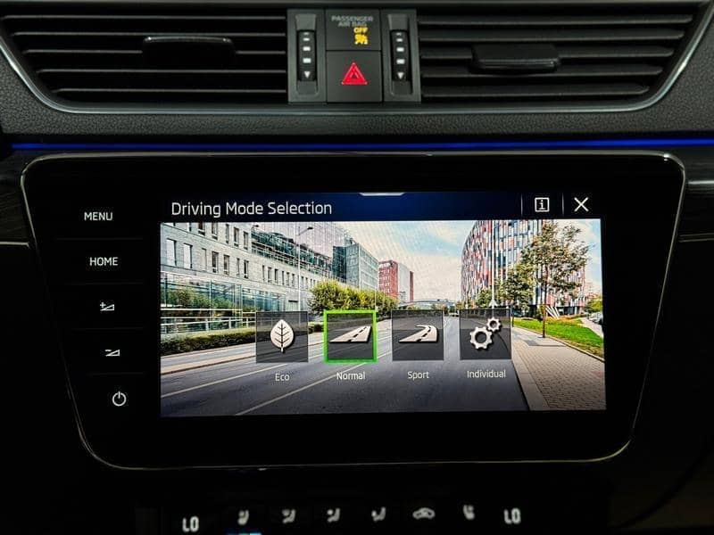 Škoda Superb 2.0D/PREMIUM/KRISTAL