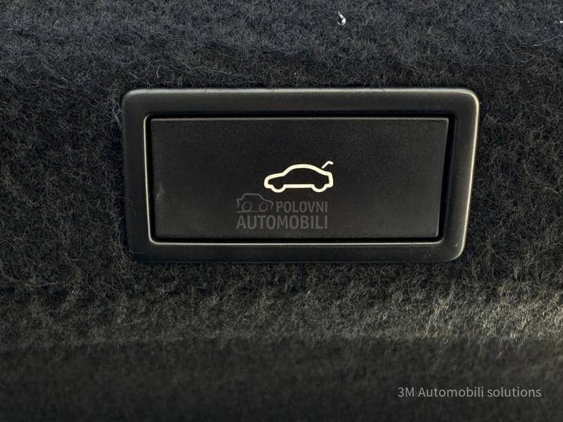 Škoda Superb 2.0D/PREMIUM/KRISTAL