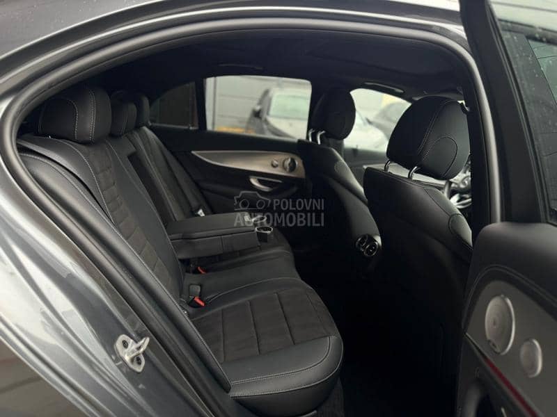 Mercedes Benz E 300 De/AMG/PANO/ELEKTRO