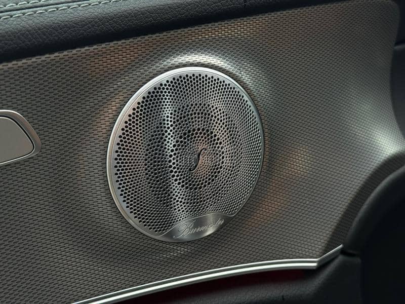 Mercedes Benz E 300 De/AMG/PANO/ELEKTRO