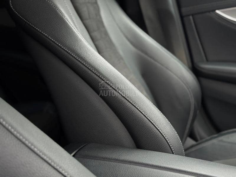 Mercedes Benz E 300 De/AMG/PANO/ELEKTRO