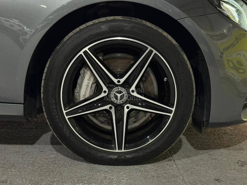 Mercedes Benz E 300 De/AMG/PANO/ELEKTRO