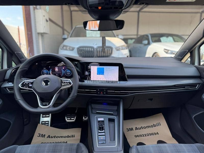 Volkswagen Golf 8 GTD/IQ/PANO/19