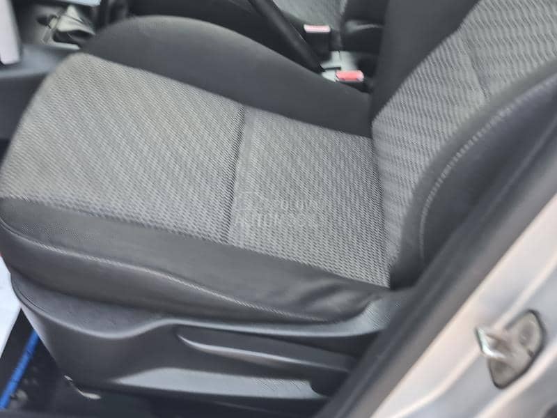 Peugeot 207 1.6hdi PAANORAMA Peugeot 207 1.6hdi PAANORAMA