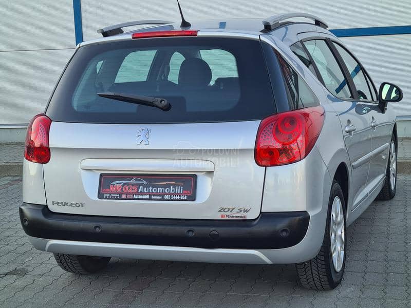 Peugeot 207 1.6hdi PAANORAMA Peugeot 207 1.6hdi PAANORAMA