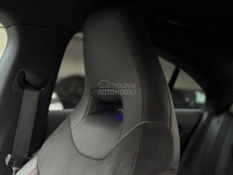 Mercedes Benz CLA 200 D/AMG/BLACK