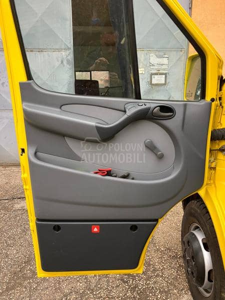 Mercedes Benz Sprinter 616