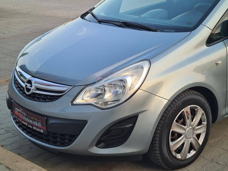 Opel Corsa D 1.4 Essentia Opel Corsa D 1.4 Essentia