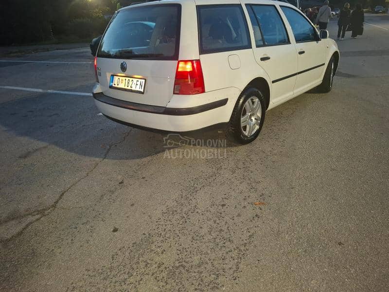 Volkswagen Golf 4 1.6B