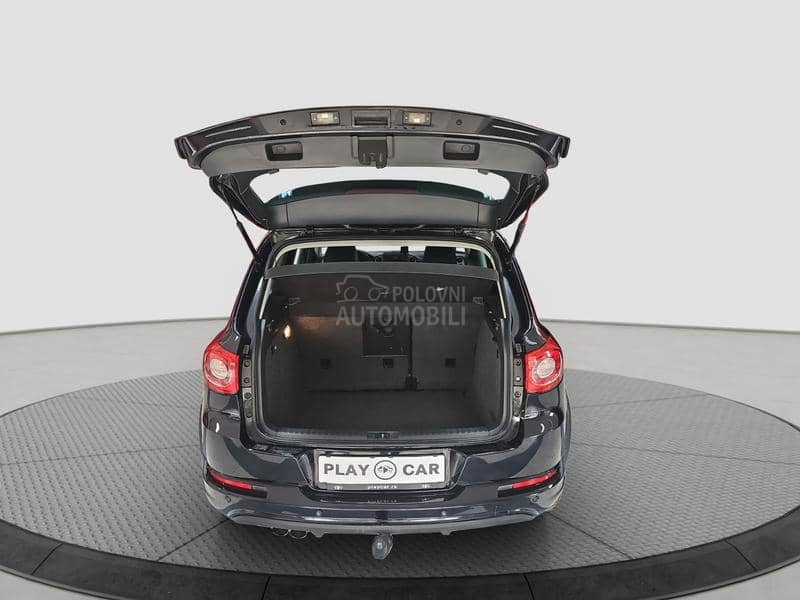 Volkswagen Tiguan R-LINE/4x4/ODLIČAN