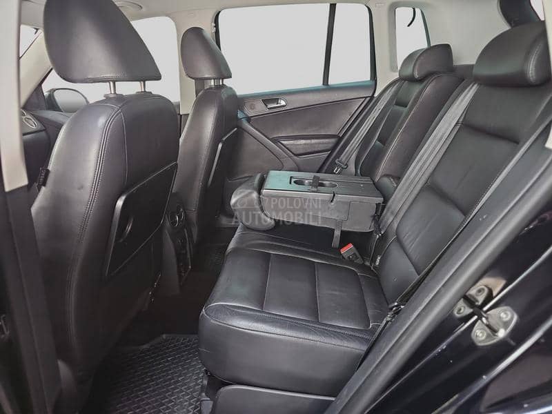 Volkswagen Tiguan R-LINE/4x4/ODLIČAN