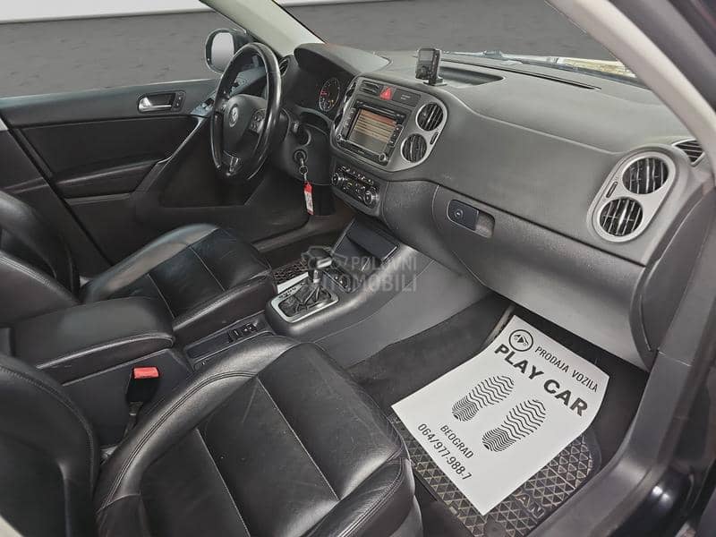 Volkswagen Tiguan R-LINE/4x4/ODLIČAN