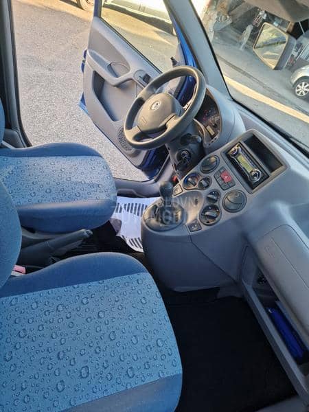 Fiat Panda 1,1 8v