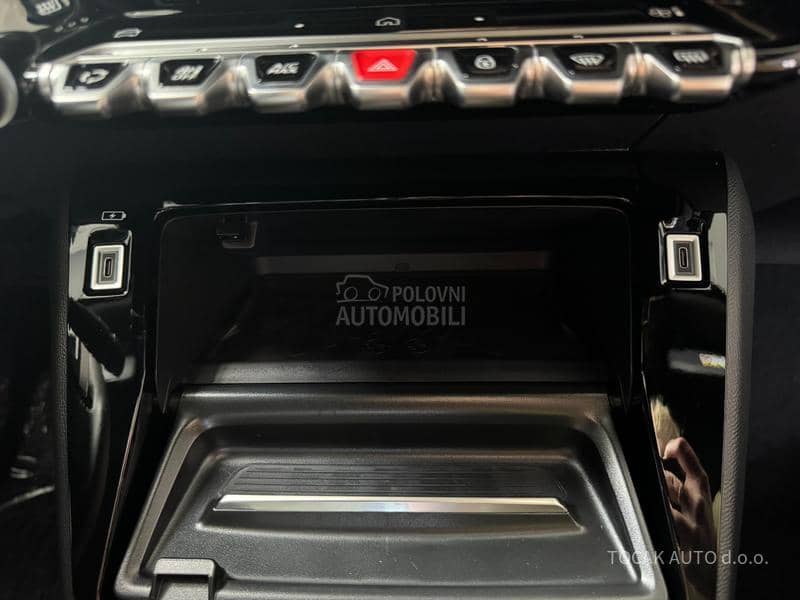 Peugeot 2008 P2 GT  1.2E 130 AT