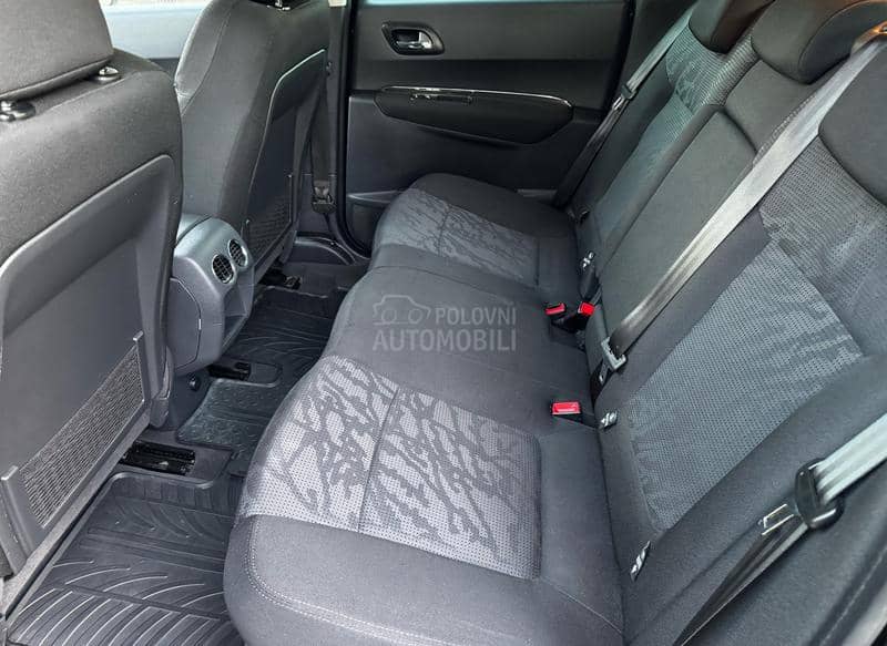 Peugeot 3008 1.6 HDI PREMIUM