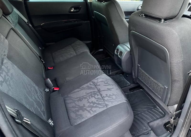 Peugeot 3008 1.6 HDI PREMIUM