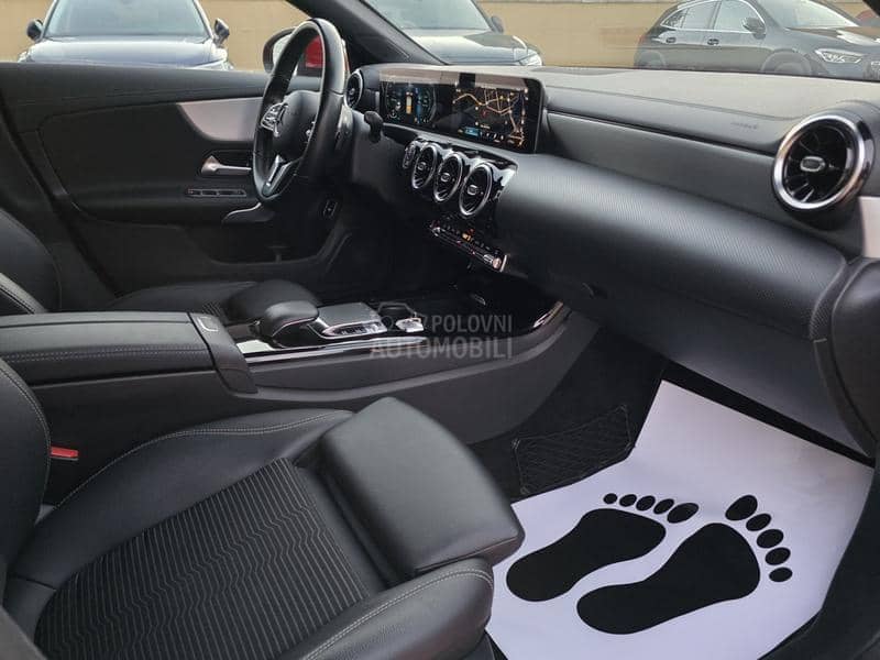 Mercedes Benz CLA 180 CLA 180