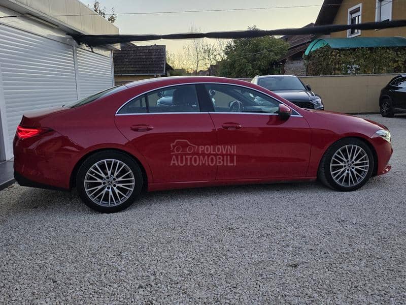 Mercedes Benz CLA 180 CLA 180