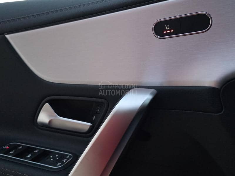 Mercedes Benz CLA 180 CLA 180