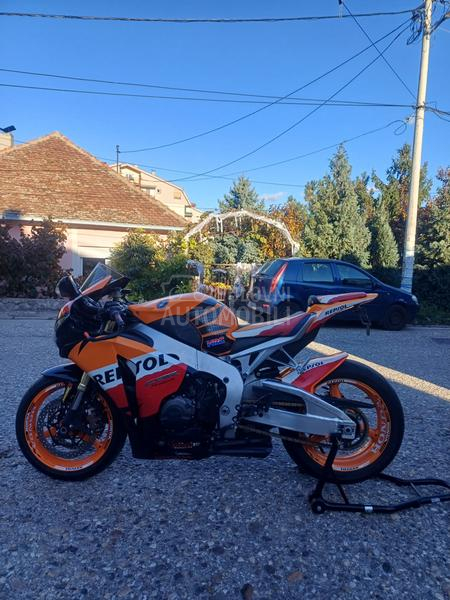 Honda cbr 1000 repsol