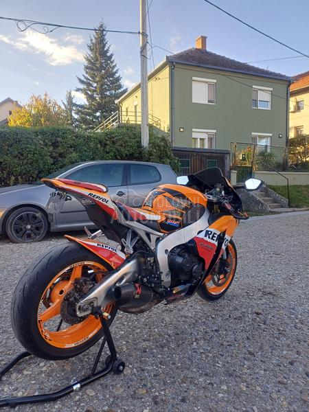 Honda cbr 1000 repsol