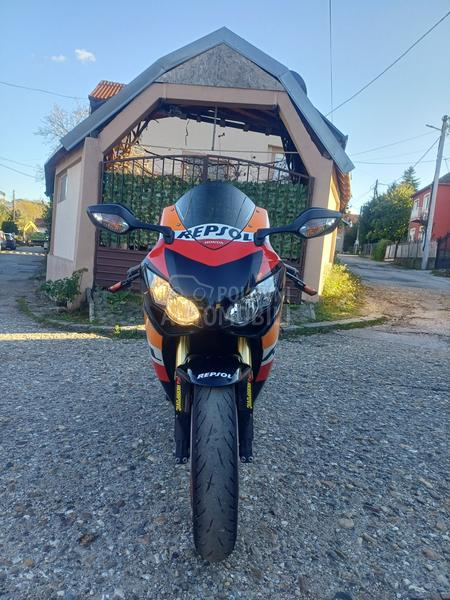 Honda cbr 1000 repsol