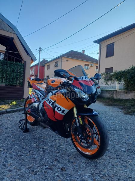 Honda cbr 1000 repsol
