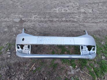 Branik sa ostecenjem za Škoda Octavia