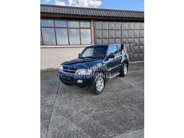Mitsubishi Pajero 2.5 TD  super select