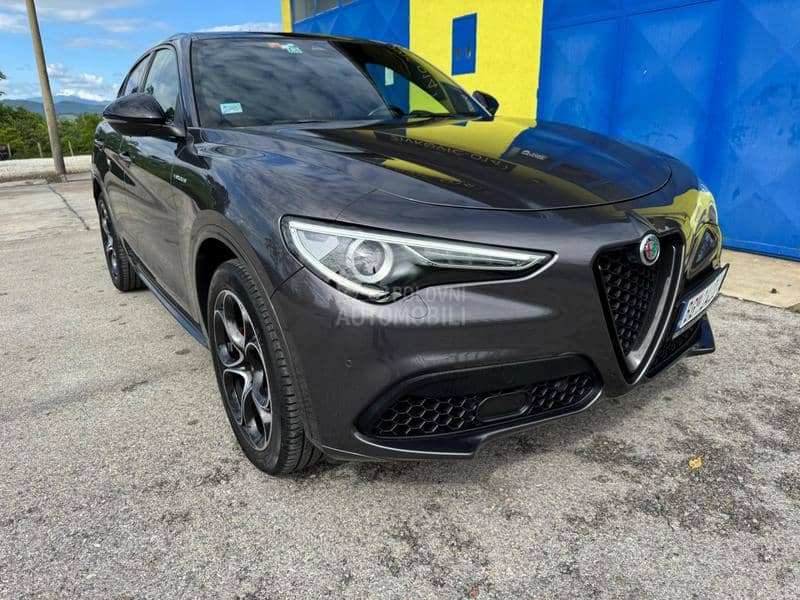 Alfa Romeo Stelvio VELOCE