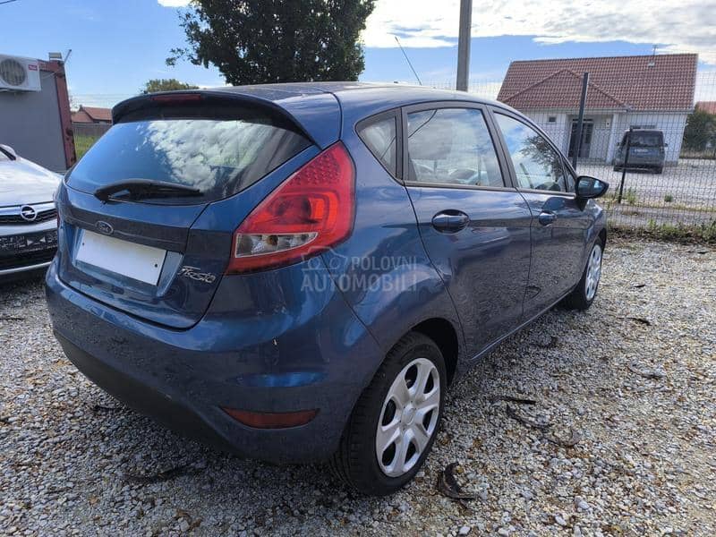 Ford Fiesta 1.2  b