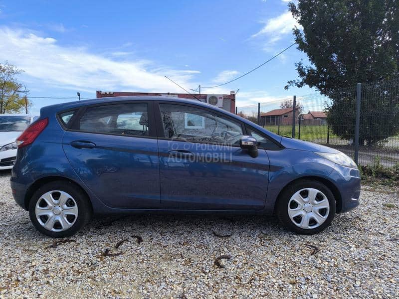 Ford Fiesta 1.2  b