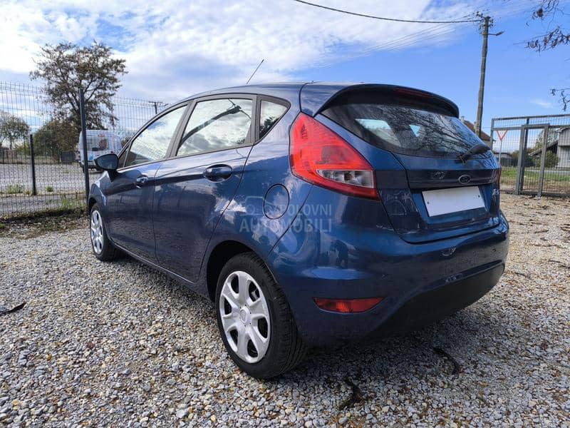 Ford Fiesta 1.2  b