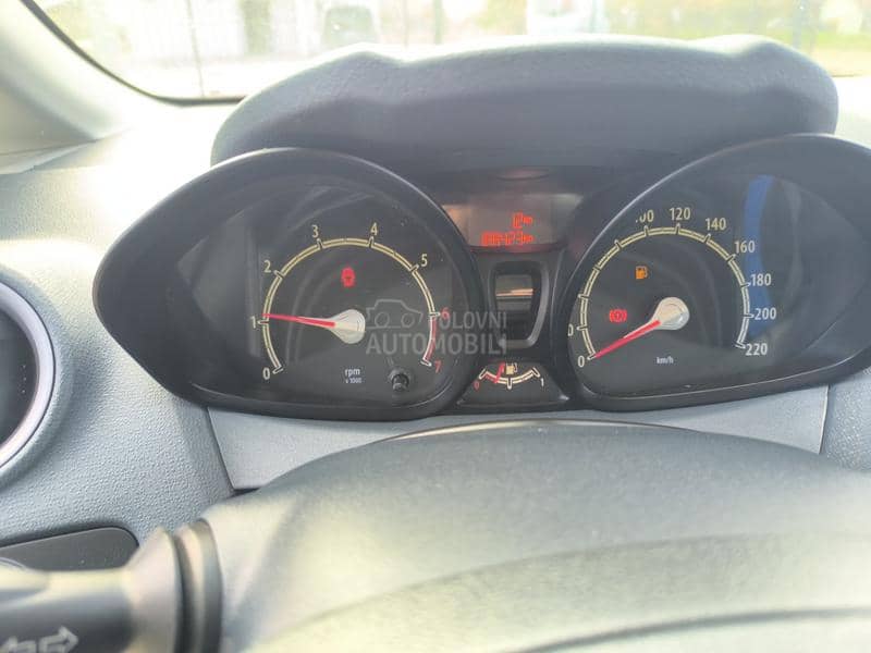 Ford Fiesta 1.2  b
