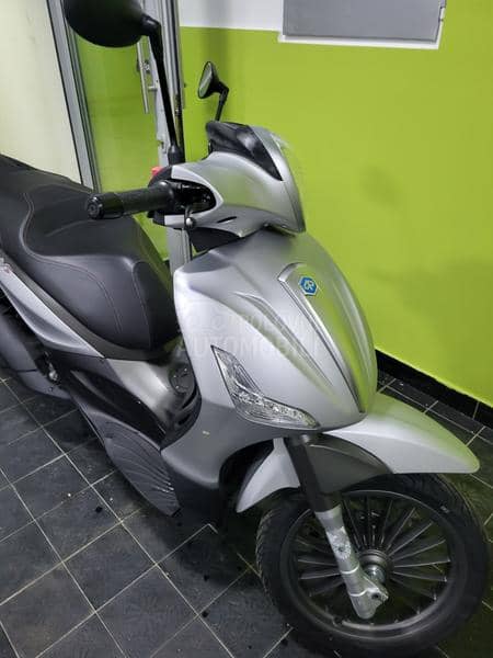 Piaggio Beverly