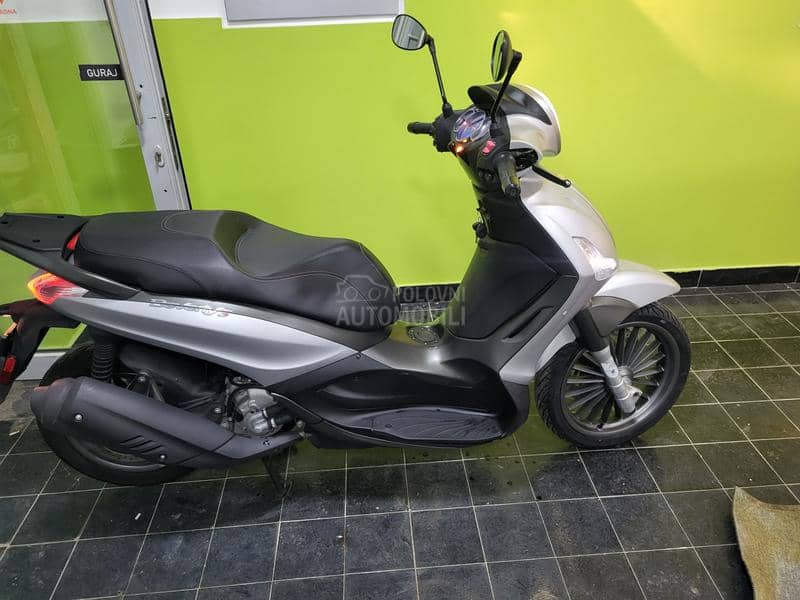 Piaggio Beverly