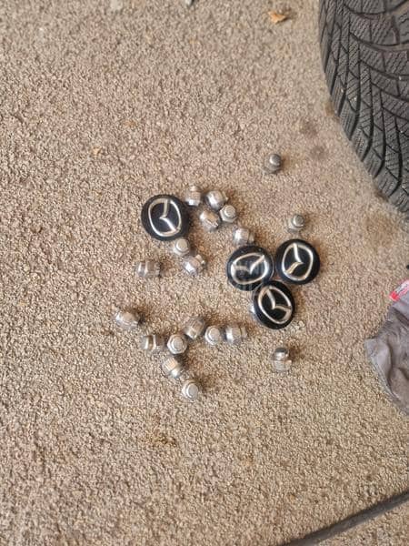 Aluminijumske felne  17" 5 x 114.3