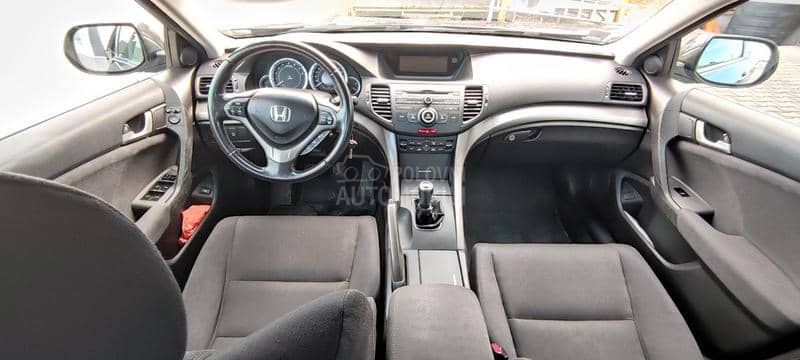 Honda Accord 2.0 4d elegance