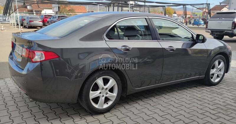 Honda Accord 2.0 4d elegance