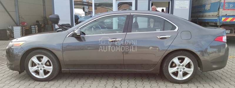 Honda Accord 2.0 4d elegance