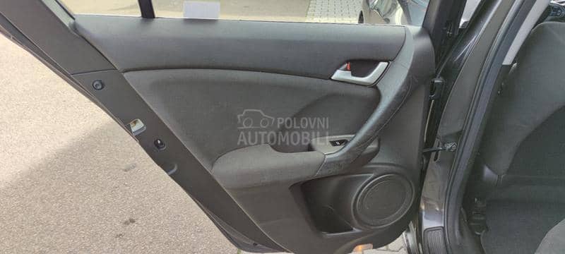 Honda Accord 2.0 4d elegance