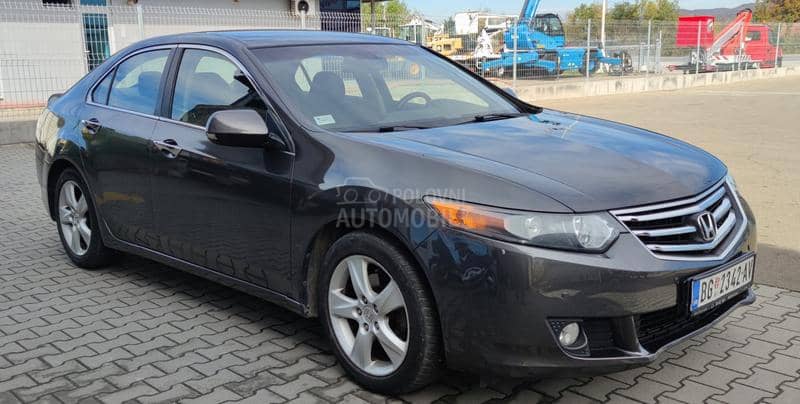 Honda Accord 2.0 4d elegance