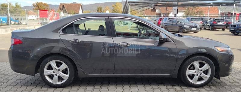 Honda Accord 2.0 4d elegance