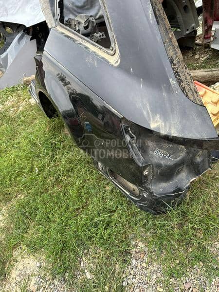 Zadnja leva polustranica