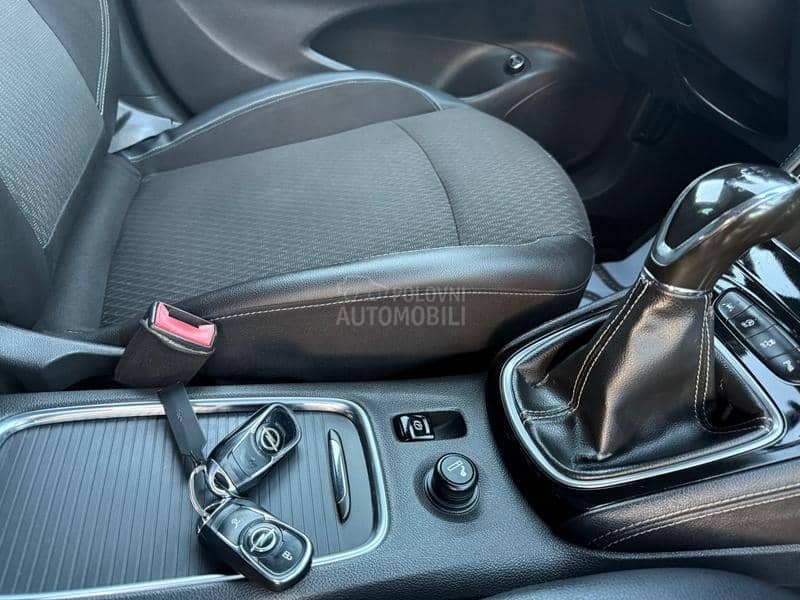 Opel Astra K 1.6cdti biturbo/ful