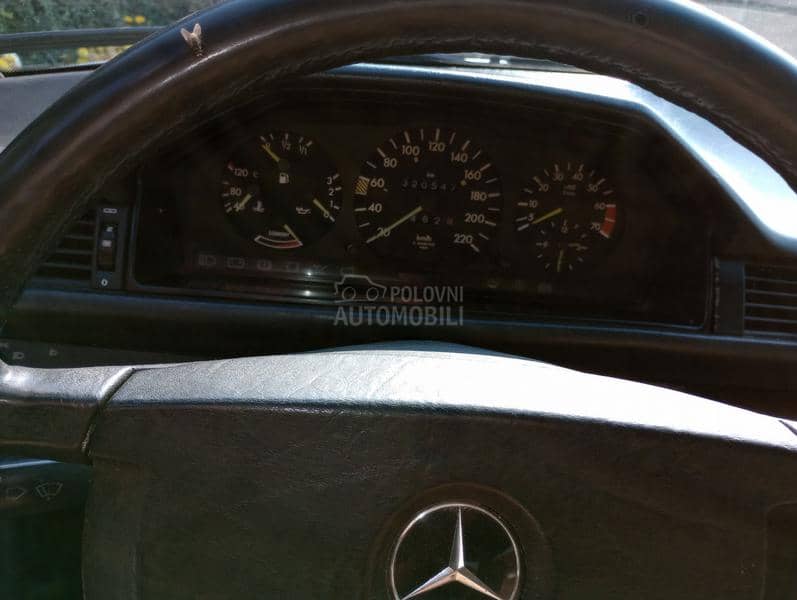 Mercedes Benz W124 