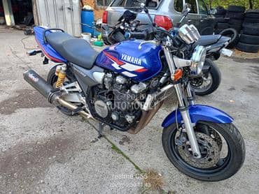 Yamaha XJR 1300