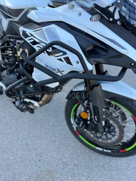 Benelli TRK 502x
